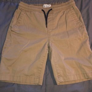 Tan drawstring boys size 10 shorts.NEW